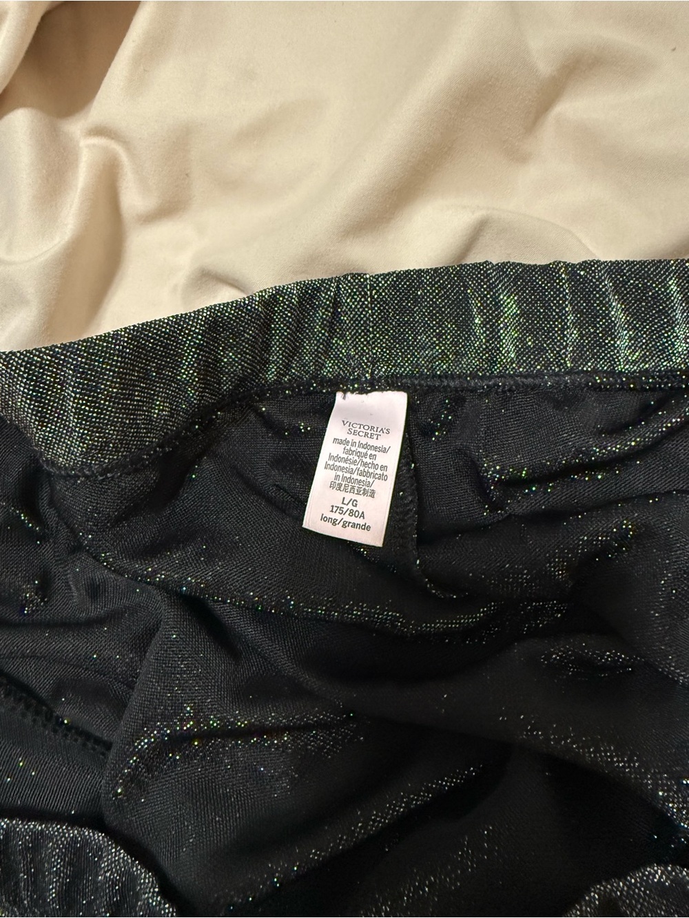 Victoria’s Secret pajama set - Picture 4 of 4